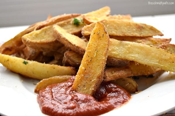Rosemary Parmesan Baked Potato Wedges