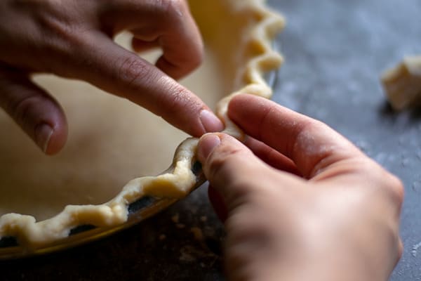 decorating to edge of an all butter pie crust