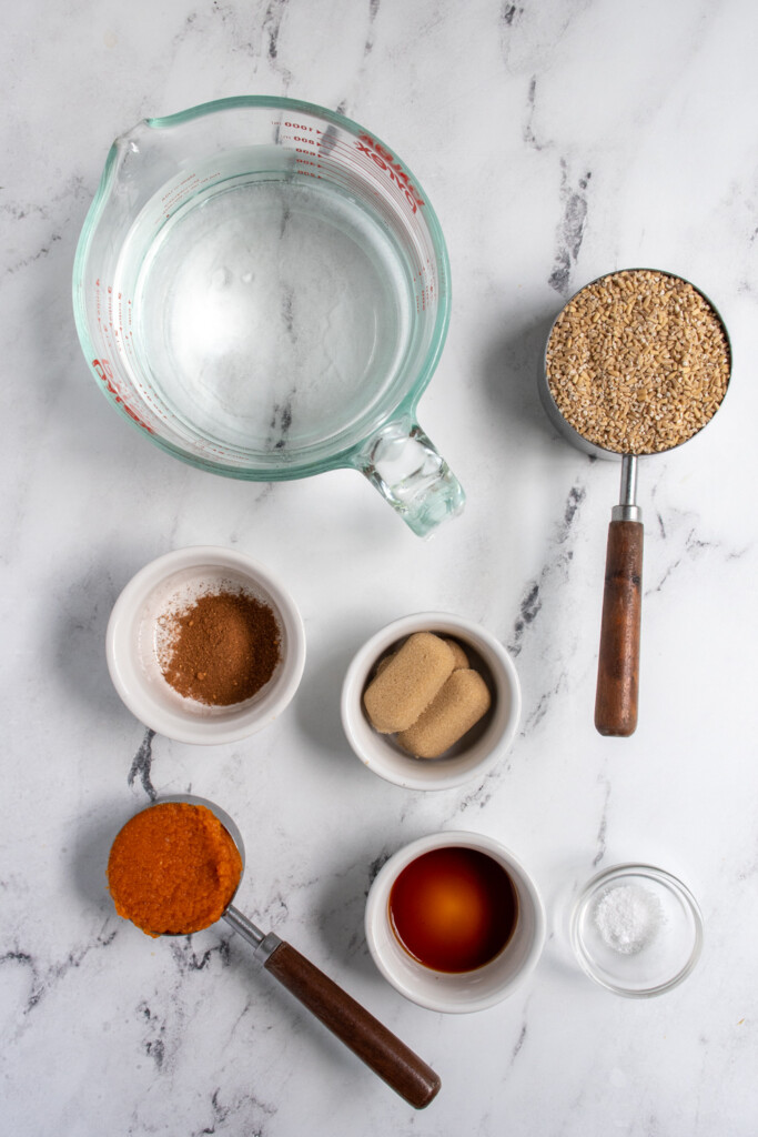 Ingredients needed to make instant pot pumpkin steel cut oats.